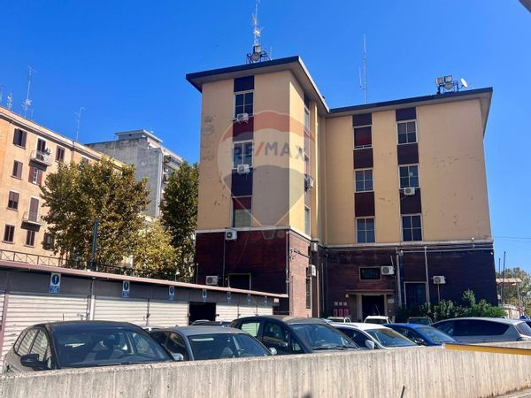 Stabile/Palazzo Libertà, Bari, BA Vendita - Foto 4