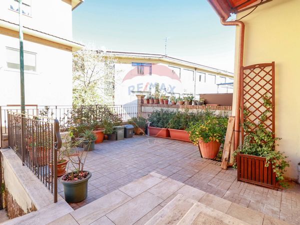 Appartamento Colleferro, RM Vendita