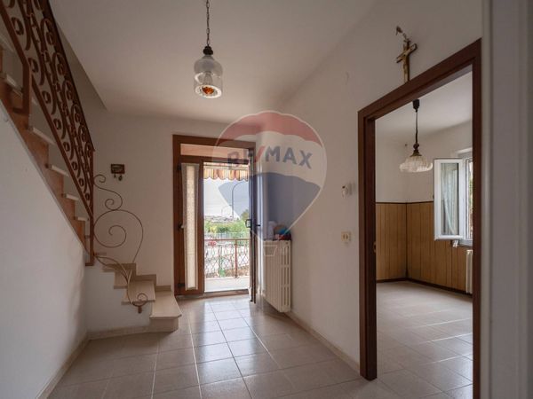 Casa Semindipendente Collina, Santa Maria Nuova, AN Vendita - Foto 4