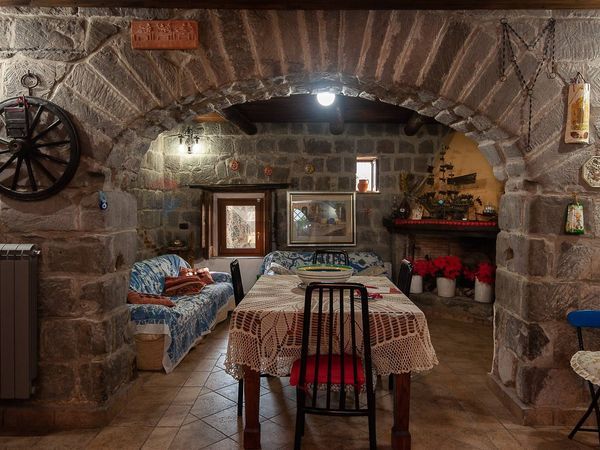 Cascina/Casale Caianello Vecchio, Caianello, CE Vendita