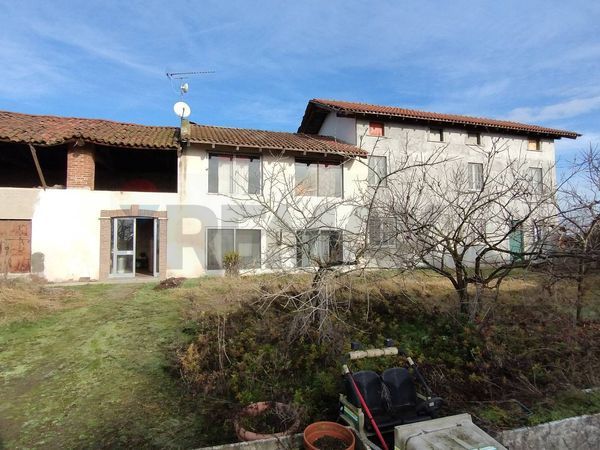 Cascina/Casale Arborio, VC Vendita