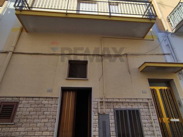 Casa Indipendente Ginosa, TA Vendita