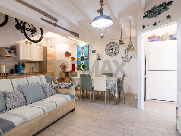 Casa Semindipendente Santa Tecla Di Acireale, Acireale, CT Vendita