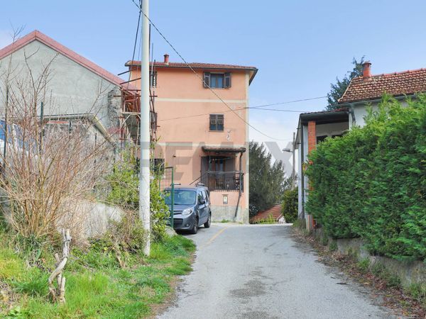 Casa Semindipendente Fumeri, Mignanego, GE Vendita