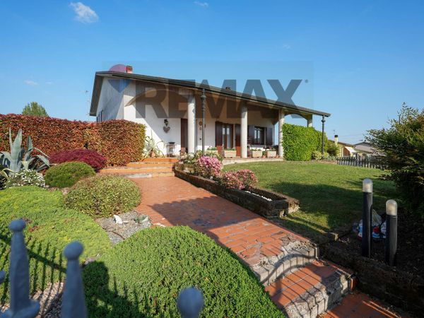 Villa singola Casaleone, VR Vendita