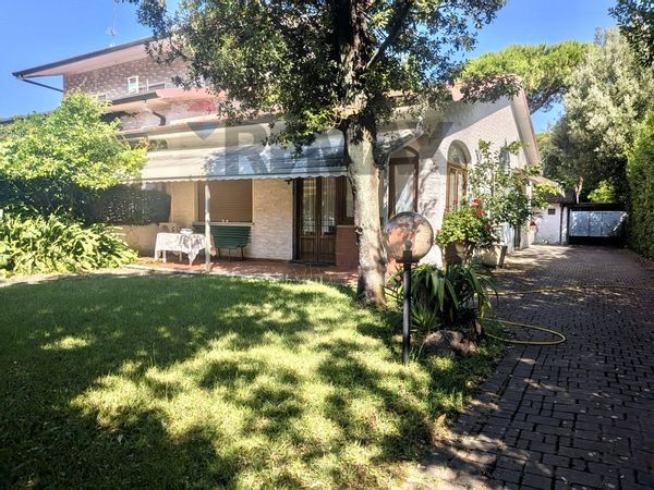 Villetta bifamiliare Vittoria Apuana, Forte dei Marmi, LU Vendita - Foto 2