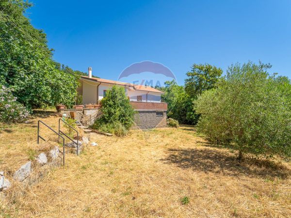 Villa singola Quadroni, Manziana, RM Vendita