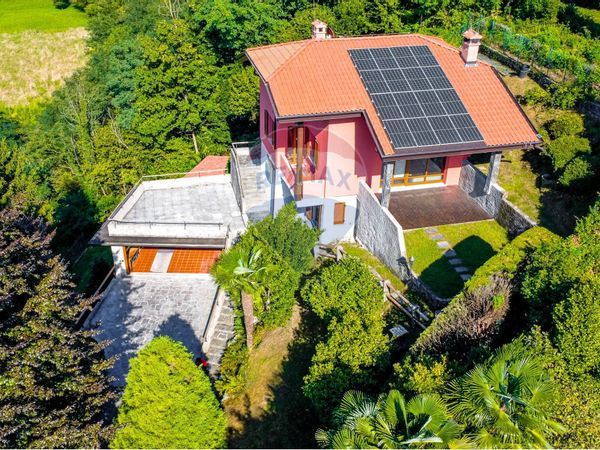 Villa singola Mombello, Laveno-Mombello, VA Vendita