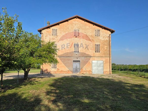 Cascina/Casale Gruppo, Carpi, MO Vendita