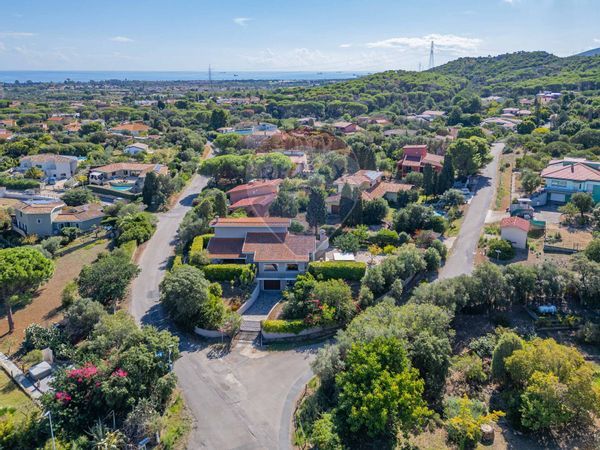 Villa singola Zona Poggio Dei Pini, Capoterra, CA Vendita - Foto 3