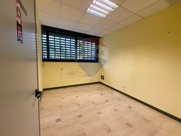 Locale Commerciale Poggiofranco, Bari, BA Affitto - Foto 4