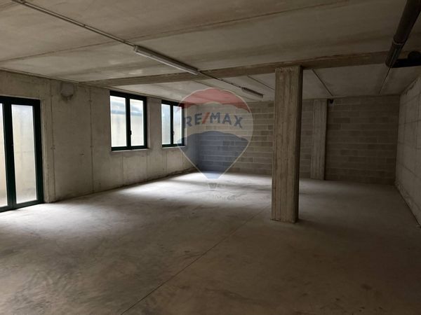 Magazzino La Valletta Brianza, LC Vendita - Foto 3