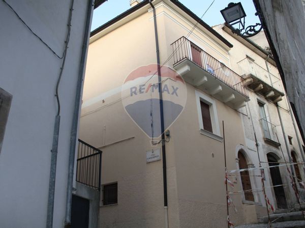 Casa Indipendente Canale, Caramanico Terme, PE Vendita
