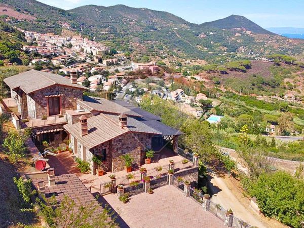 Villa singola Rio, LI Vendita