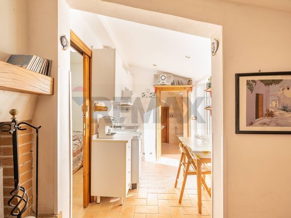 Appartamento Angeli, Rosora, AN Vendita