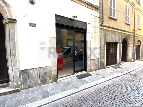 Negozio Centro Storico, Pavia, PV Affitto - Foto 2
