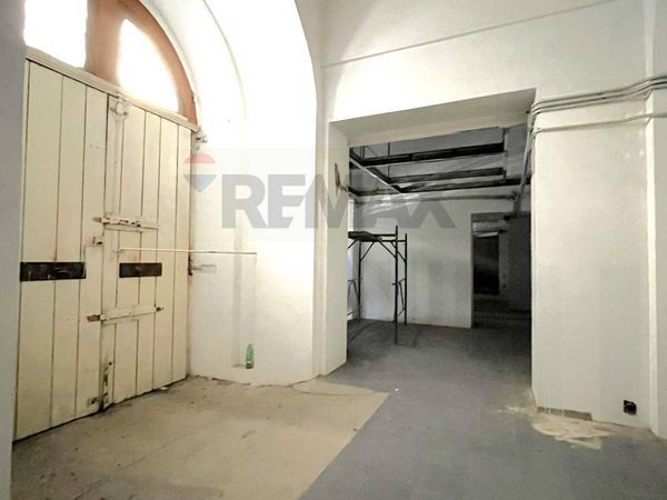 Commerciale Altro Pendino, Napoli, NA Affitto