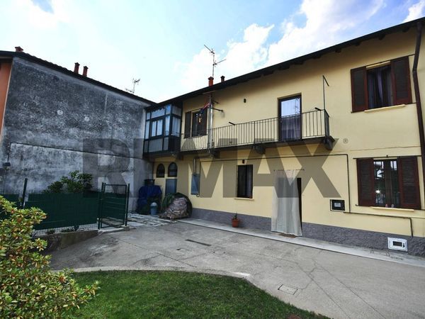 Casa Semindipendente Castano Primo, MI Vendita