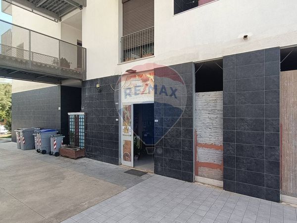 Locale Commerciale Elmas, CA Vendita - Foto 3