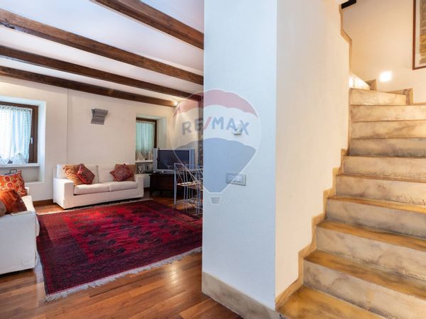 Appartamento Monte Porzio Catone, RM Vendita