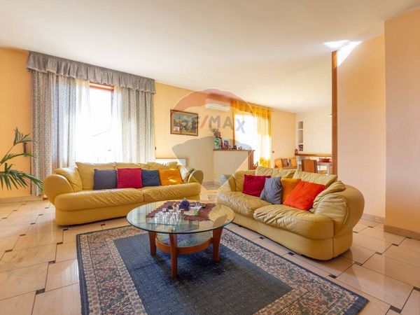 Appartamento Vacri, CH Vendita