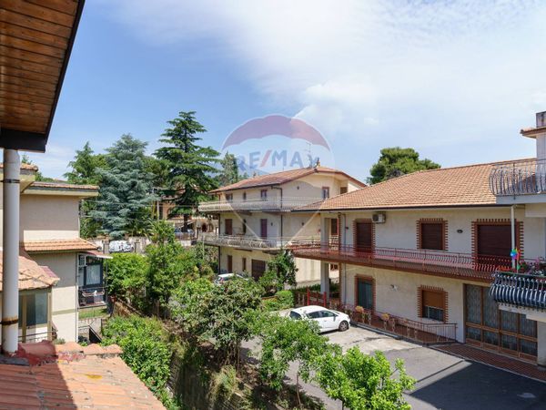 Appartamento Trecastagni, CT Vendita