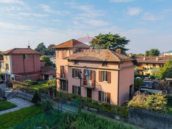 Casa Indipendente Sombreno, Paladina, BG Vendita