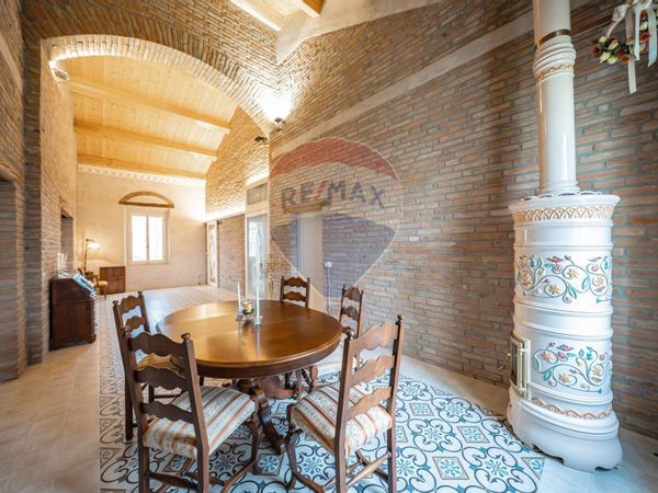 Cascina/Casale Macerone, Cesena, FC Vendita