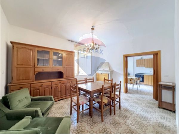 Casa Indipendente Frisa, CH Vendita