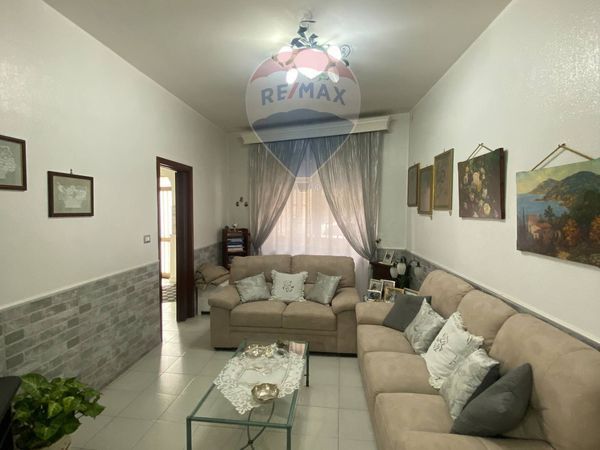 Casa Indipendente Motta Sant'Anastasia, CT Vendita