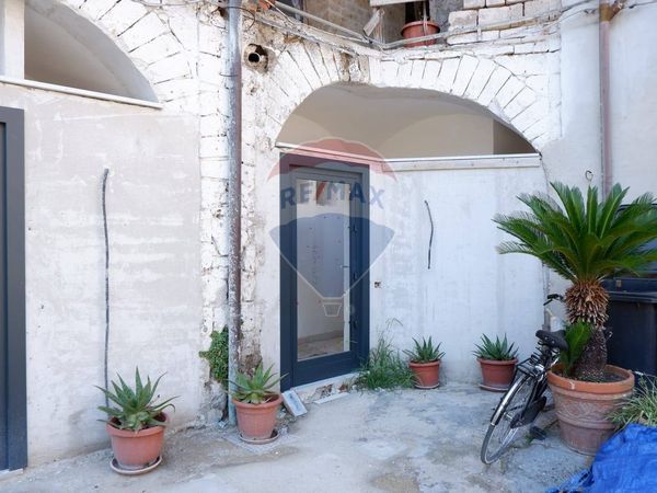 Locale Commerciale Centro, Caserta, CE Affitto - Foto 3