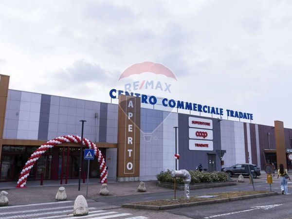 Locale Commerciale Tradate, VA Affitto