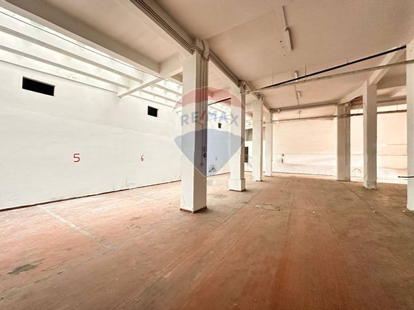 Posto Auto Semicentro, Ancona, AN Affitto