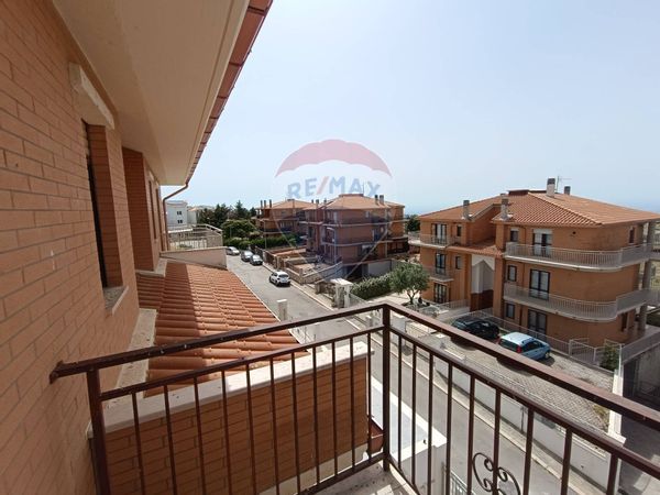 Appartamento Borgo Celano, San Marco in Lamis, FG Vendita - Foto 2