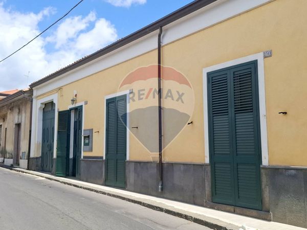 Casa Indipendente Pedara, CT Vendita