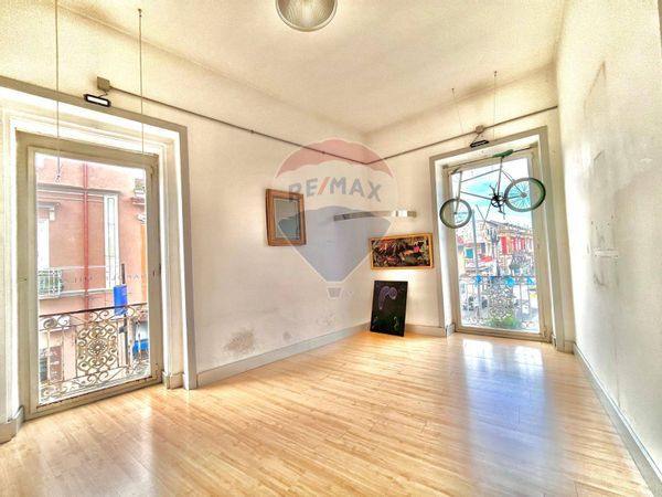 Casa Semindipendente Zona Corso Umberto I, Caivano, NA Vendita - Foto 2