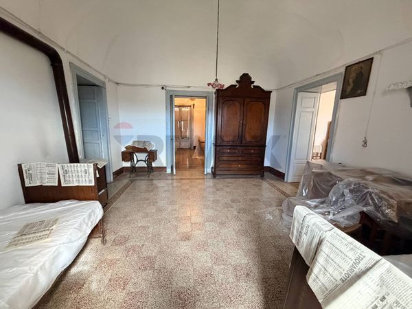 Casa Indipendente Ferla, SR Vendita