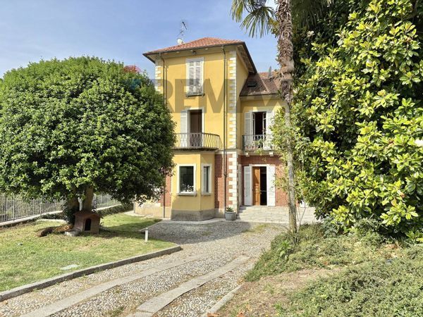 Villa singola Bracchio, Mergozzo, VB Vendita