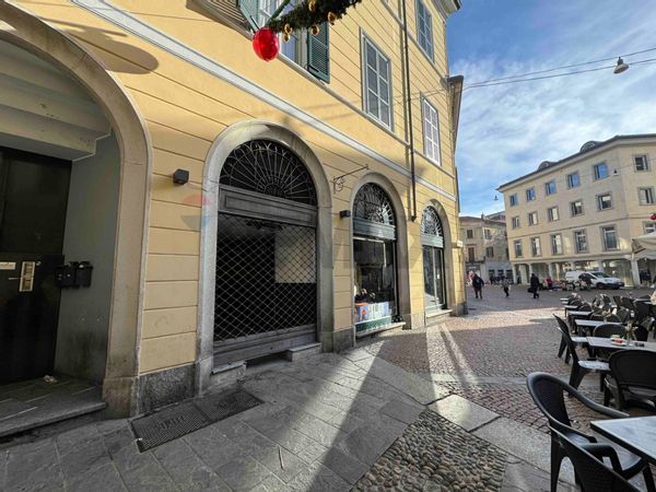 Locale Commerciale Centro, Varese, VA Affitto - Foto 2