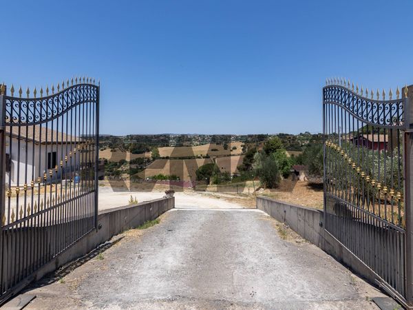 Villa singola Caltagirone, CT Vendita