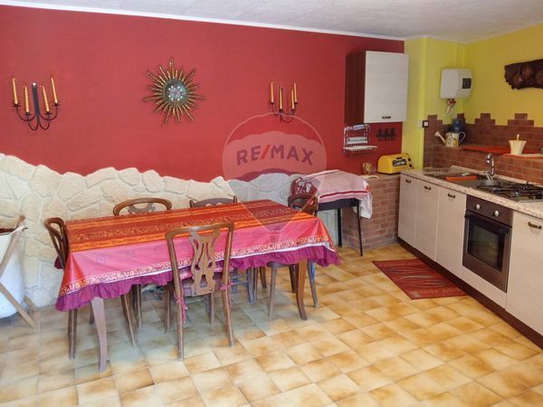 Casa Semindipendente Cuorgnè, TO Vendita