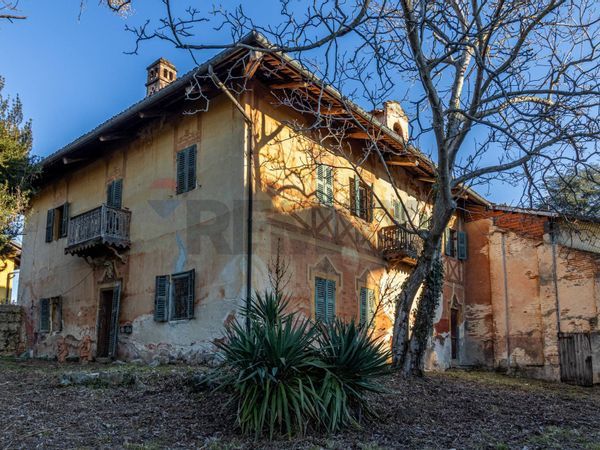 Porzione di villa Capovilla, Lessona, BI Vendita