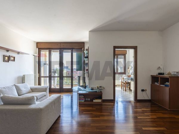 Appartamento Modena est, Modena, MO Vendita