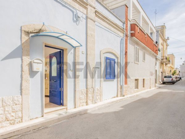 Appartamento Valenzano, BA Affitto