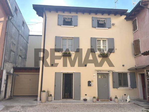 Casa Indipendente Lazise, VR Vendita