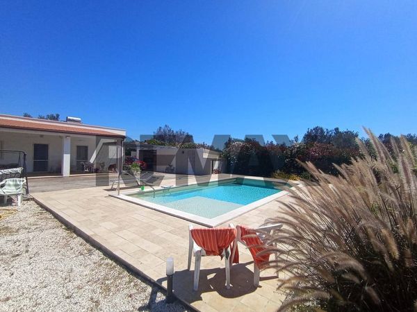 Villa o villino San Vito dei Normanni, BR Vendita