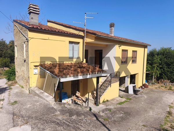 Casa Indipendente Bucchianico, CH Vendita