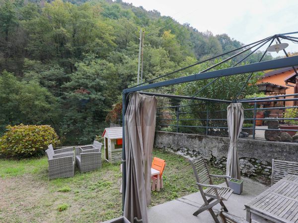 Appartamento Gazzolo, Campomorone, GE Vendita