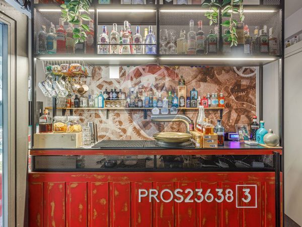 Bar Centro storico, Parma, PR Affitto