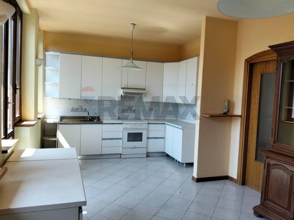Porzione di casa Galliate Lombardo, VA Vendita - Foto 2